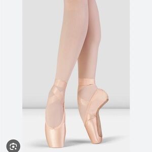 Bloch signature rehearsal pointe shoes sz4.5(us 6.5)